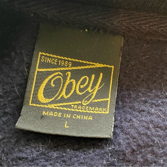 Obey Propaganda Crewneck Size L - Picture 3 of 5